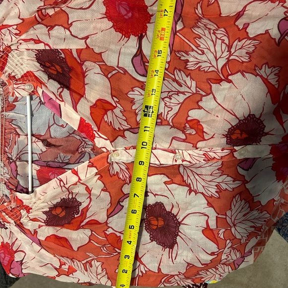 Ladies breezy top - Picture 4 of 5